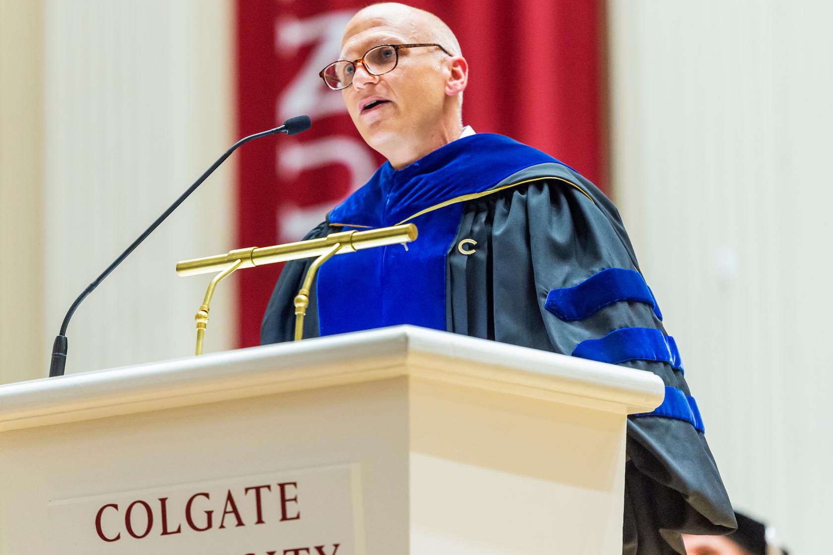 Prof. Jeff Bary speaks at Colgate's convocation in 2019.